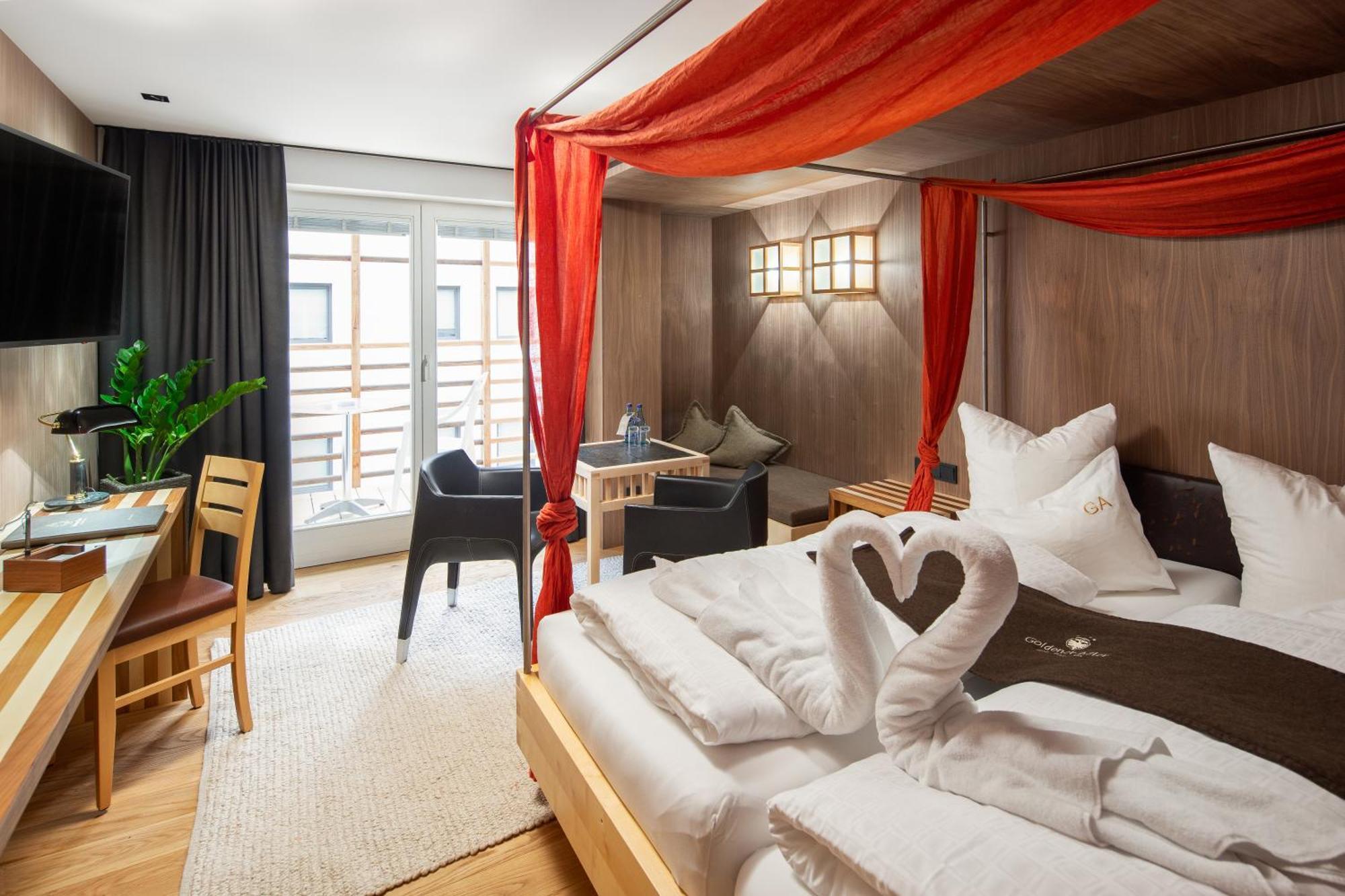 Hotel Goldener Adler - Im Sommer Silvretta Card Premium Inkludiert Ischgl Exteriör bild