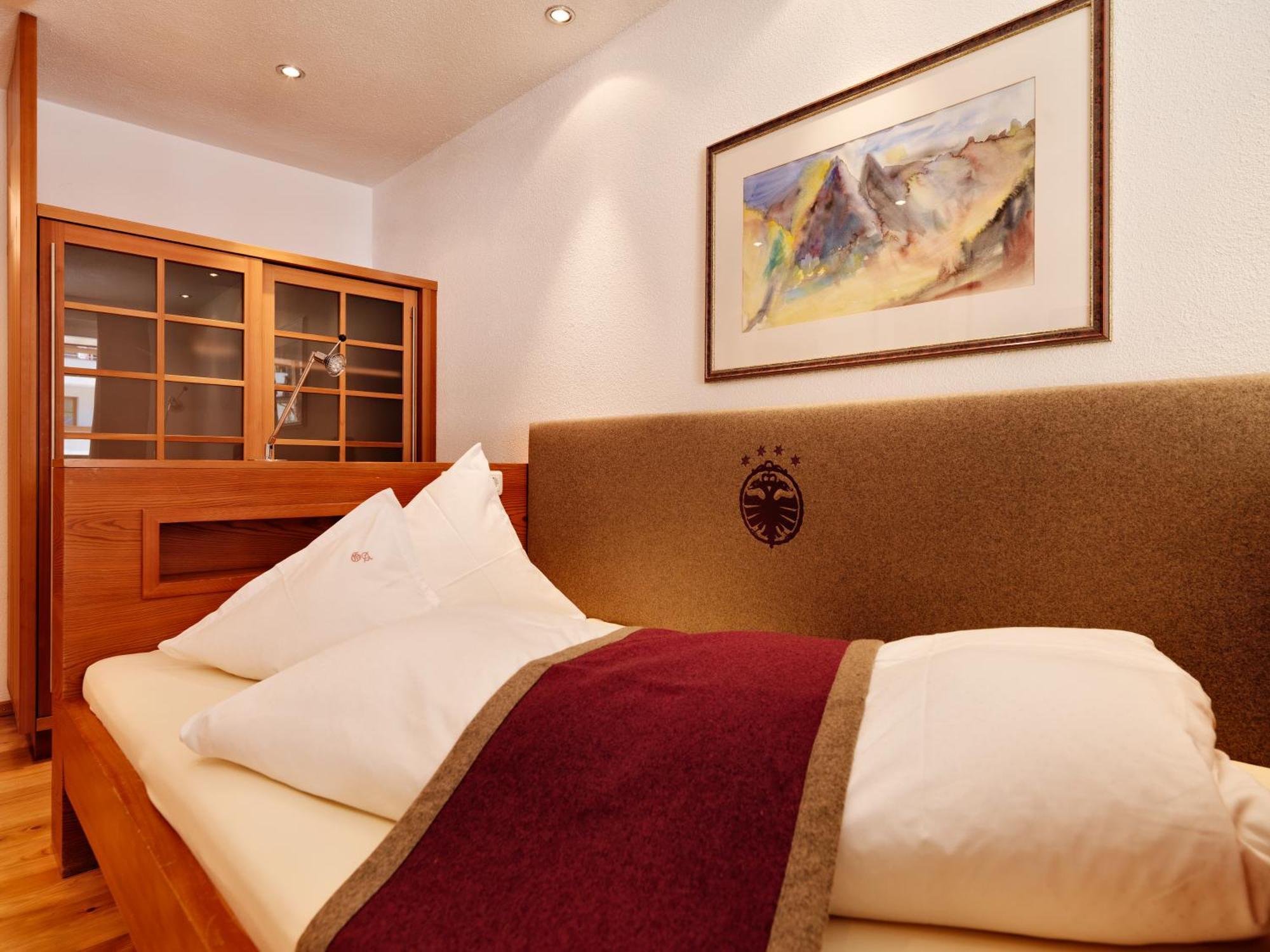 Hotel Goldener Adler - Im Sommer Silvretta Card Premium Inkludiert Ischgl Exteriör bild