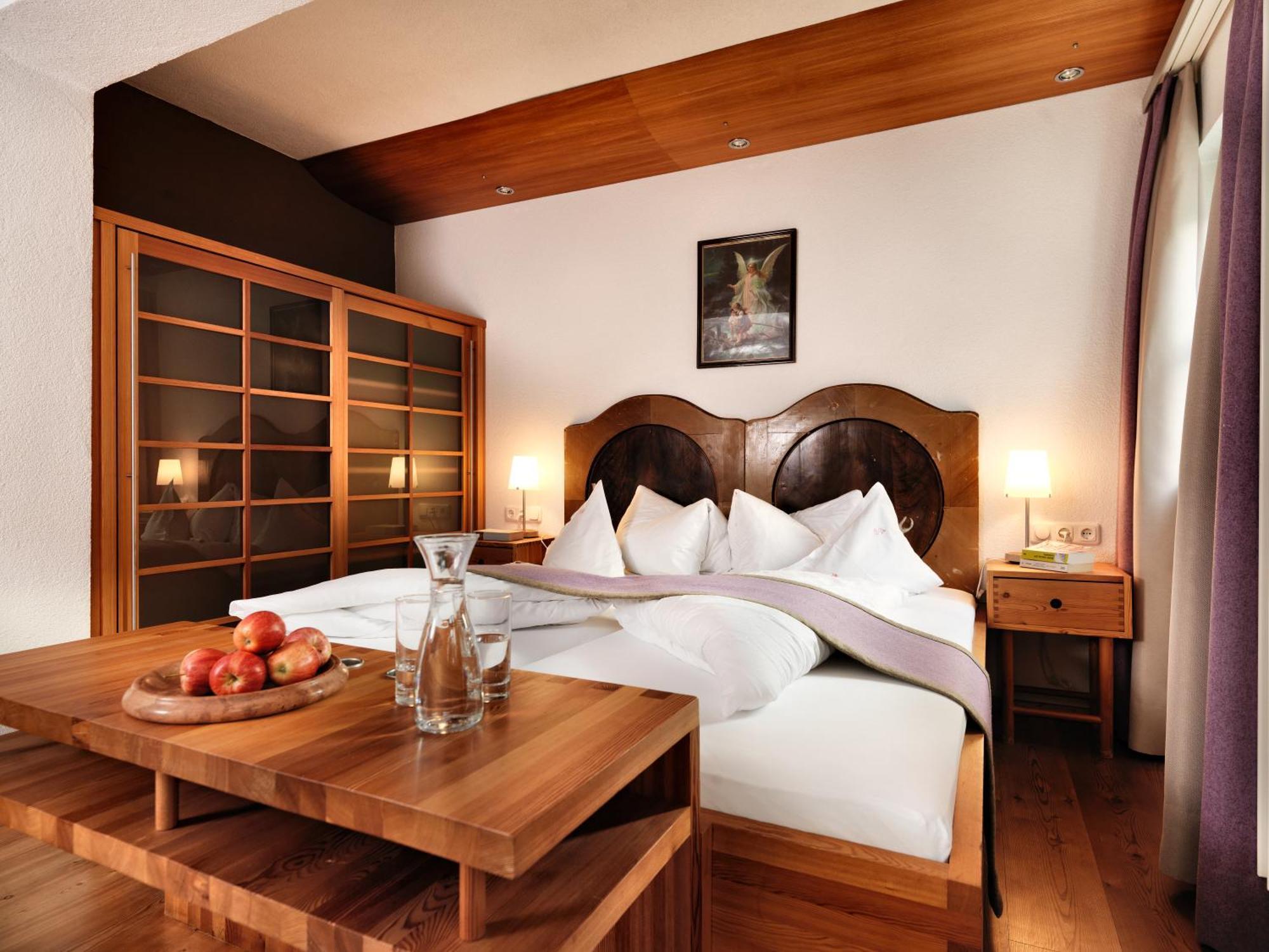 Hotel Goldener Adler - Im Sommer Silvretta Card Premium Inkludiert Ischgl Exteriör bild